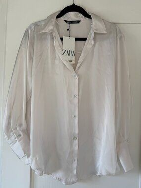 Timeless Zara Off White Button Down Small NWT